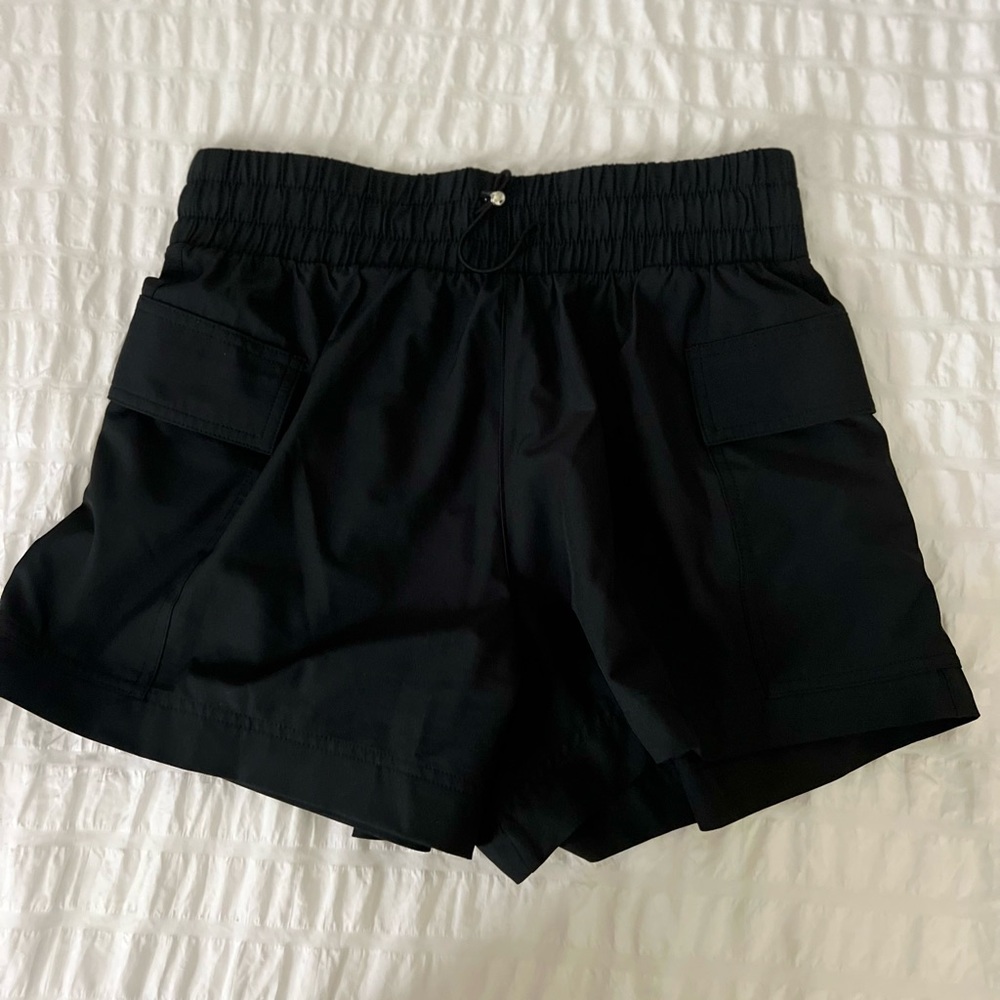 Abercrombie & fitch traveler shorts.  Size M.
